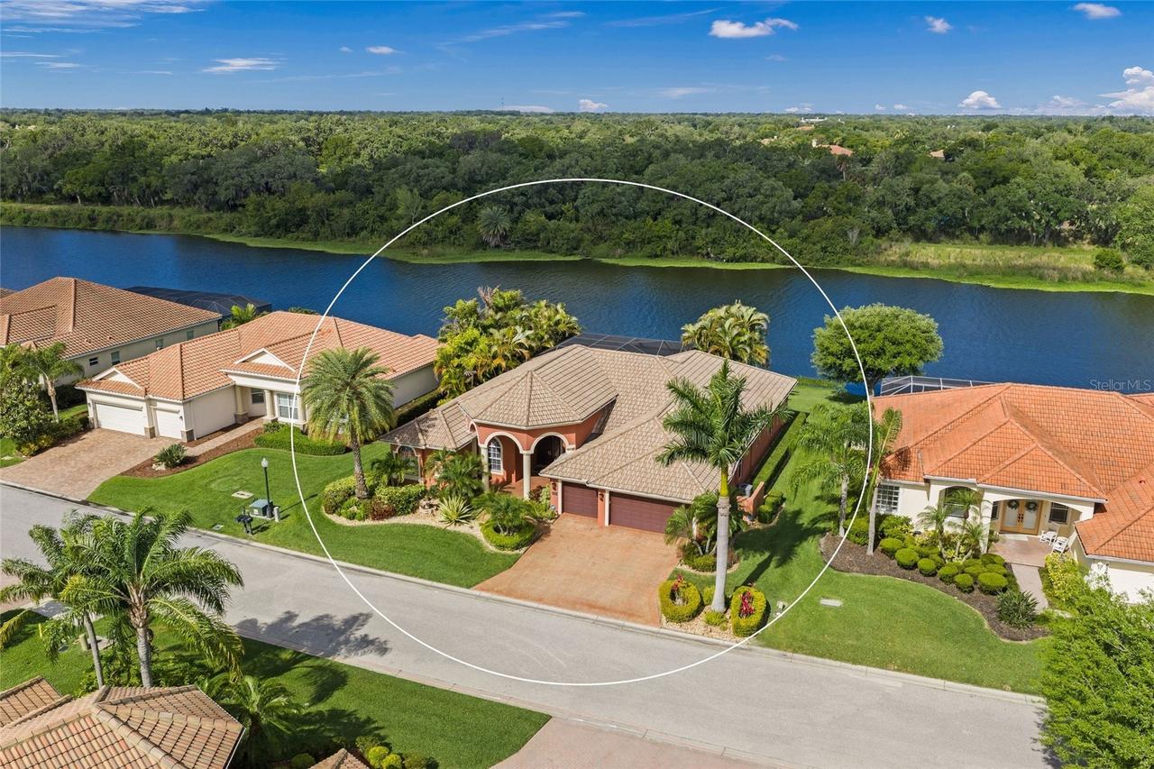 8282 Barton Farms Blvd., Sarasota, FL 34240