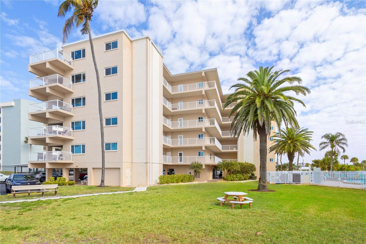 5830 Midnight Pass Rd. #T22, Sarasota, FL 34242