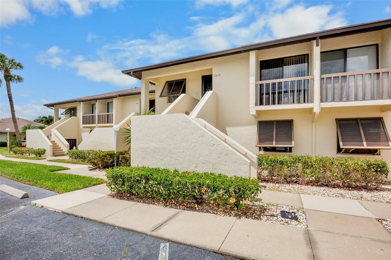 4623 Longwater Chase #112 Bldg J, Sarasota, FL 34235