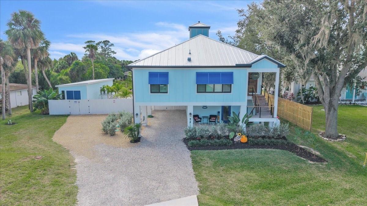 9470 Colony Dr., North Fort Myers, FL 33917