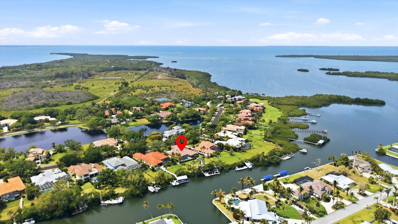 1740 Amberwynd Cir., Palmetto, FL 34221