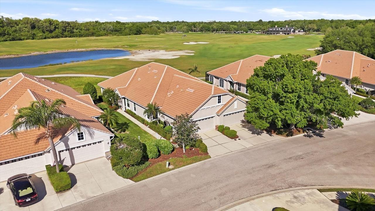 6922 Woodmore Ter., Lakewood Ranch, FL 34202