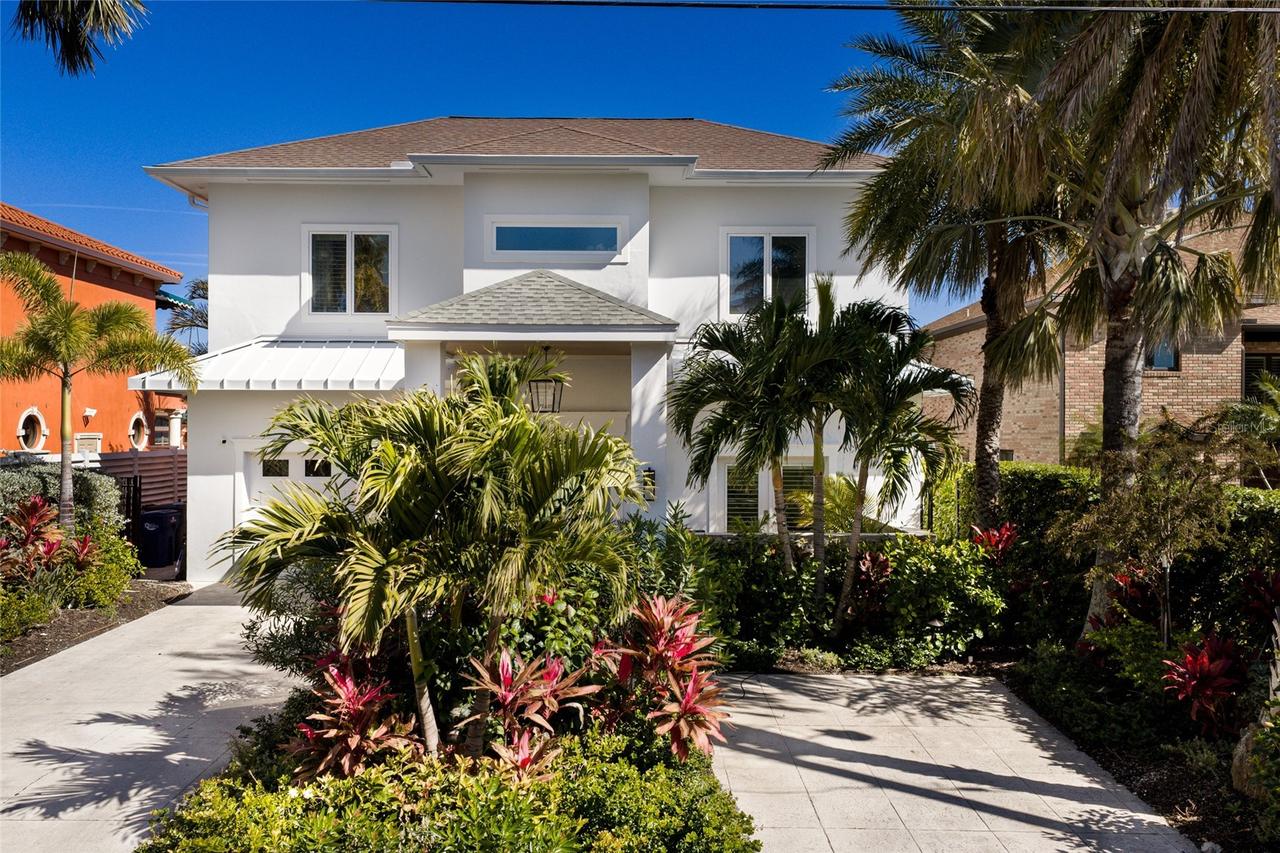 1519 Riverview Ln., Bradenton, FL 34209