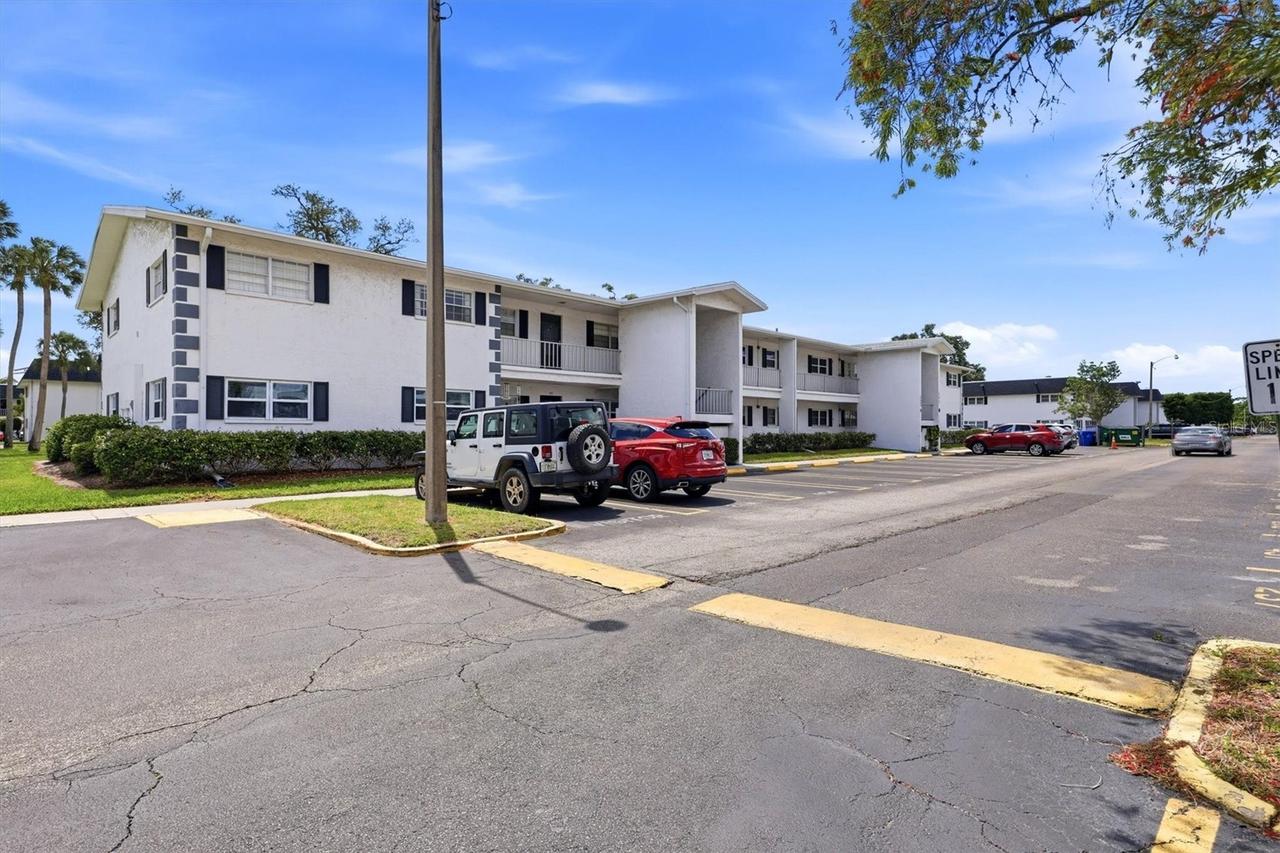202 46th Avenue Ter. #404, Bradenton, FL 34207