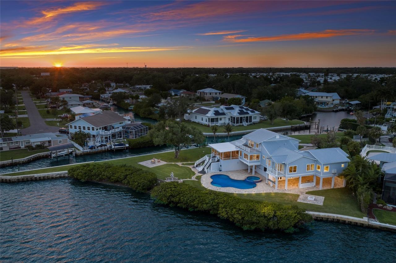 806 Nancy Gamble Ln., Ellenton, FL 34222