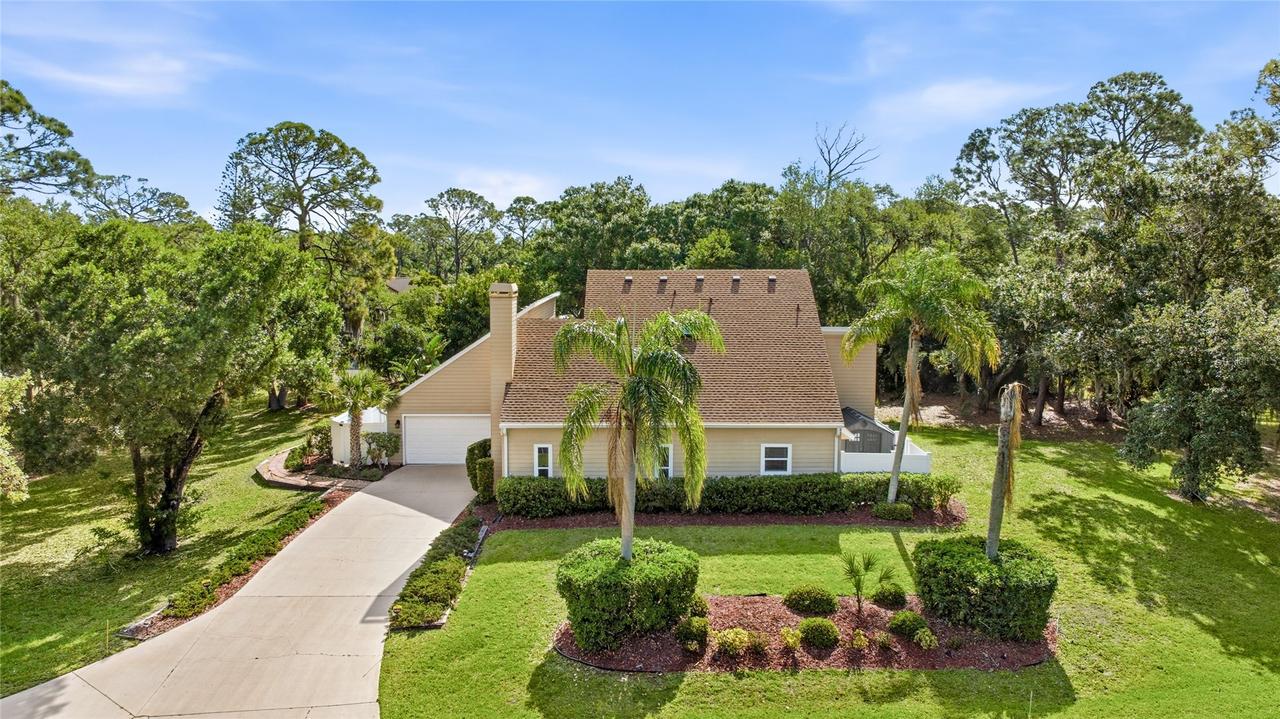 5272 Box Turtle Cir., Sarasota, FL 34232