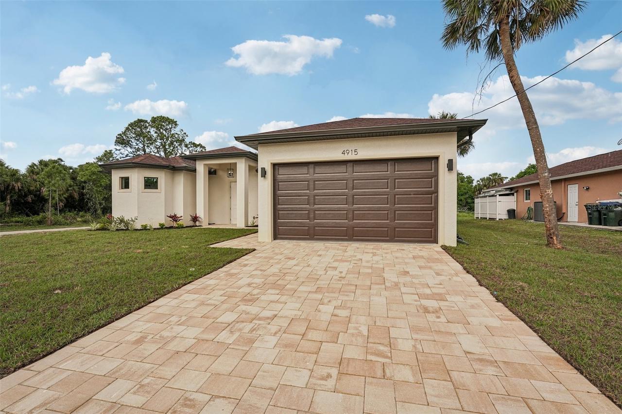 4915 New Milford St., North Port, FL 34288