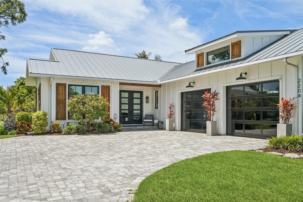 2204 89th St., Bradenton, FL 34209