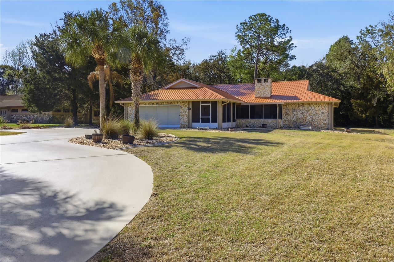 59 Cypress Blvd., Homosassa, FL 34446