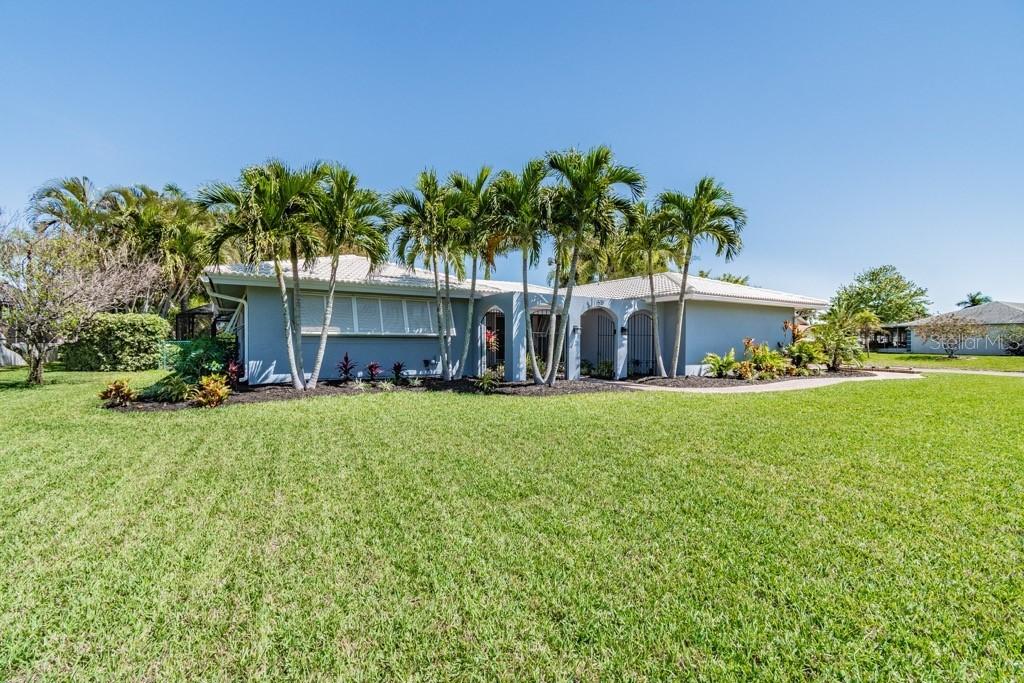 1219 Village Green Pkwy., Bradenton, FL 34209