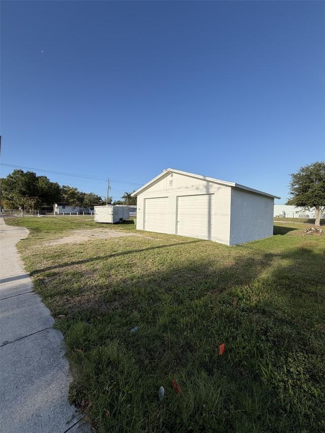 2613 7th Ave., Bradenton, FL 34208