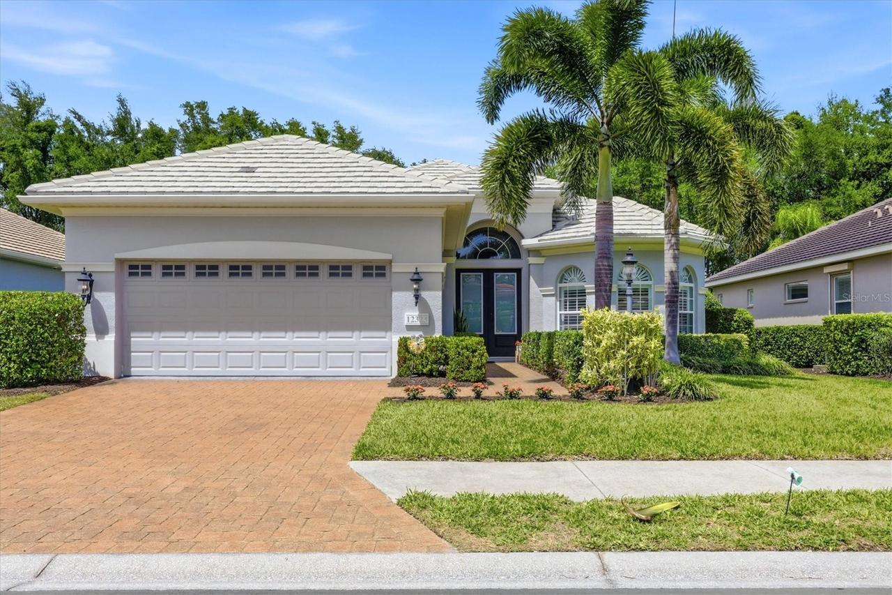 12323 Thornhill Ct., Lakewood Ranch, FL 34202