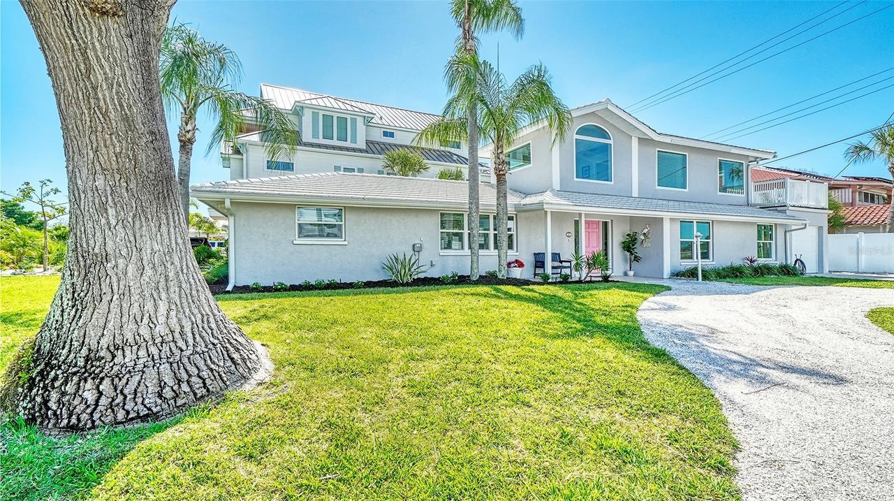 404 S Polk Dr., Sarasota, FL 34236