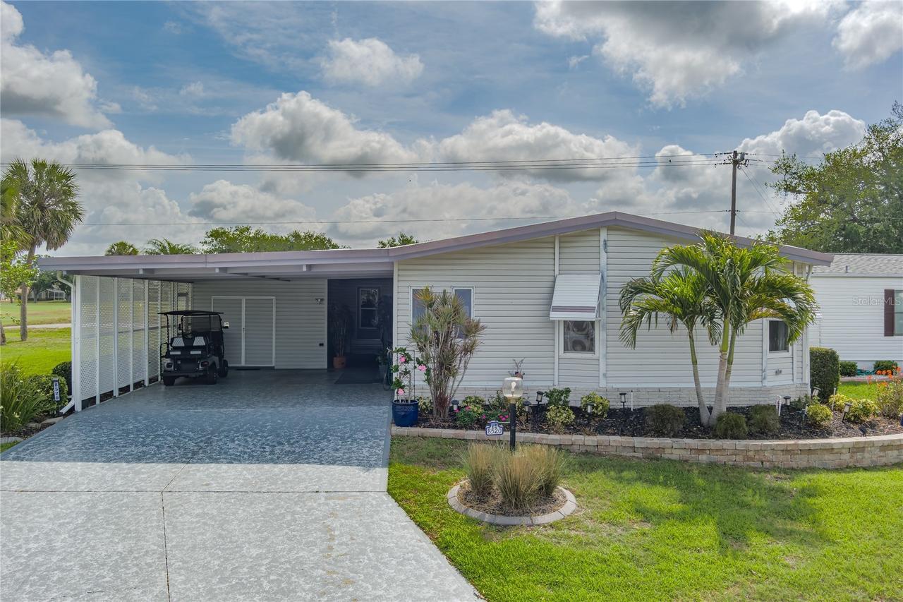8520 Countess Avenue Cir., Palmetto, FL 34221