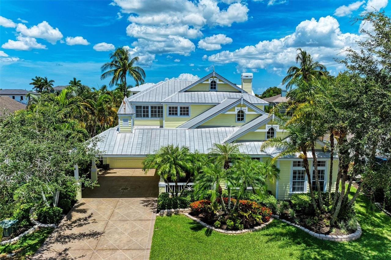 4527 Blue Marlin Dr., Bradenton, FL 34208