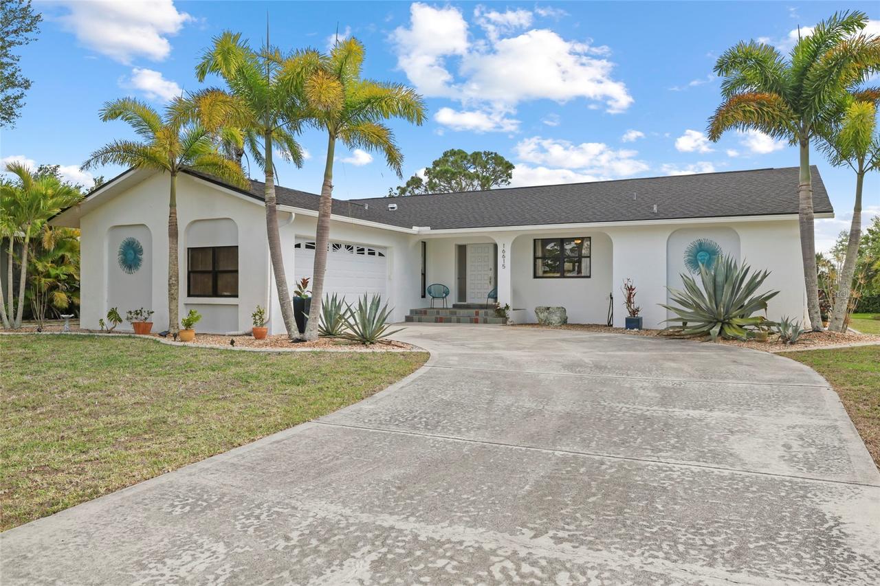 16615 Acapulco Rd., Punta Gorda, FL 33955