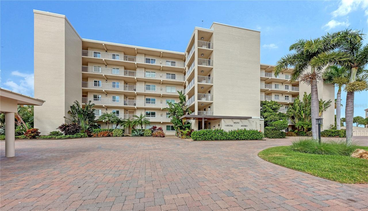 4825 Gulf Of Mexico Dr. #504, Longboat Key, FL 34228