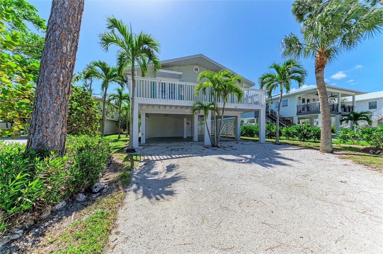 517 Spring Ave., Anna Maria, FL 34216