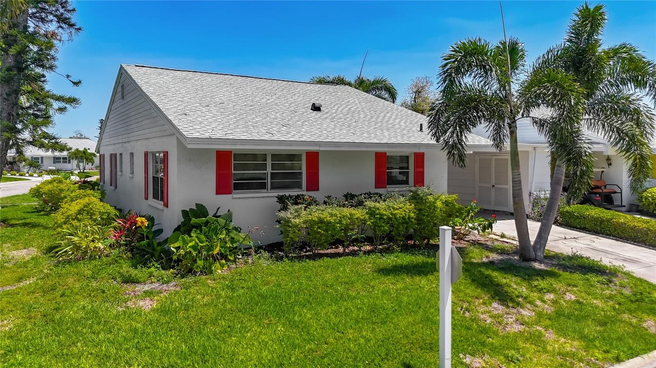 4523 W Independence Dr., Bradenton, FL 34210
