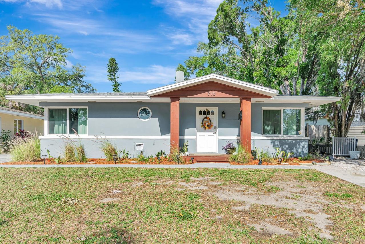 710 31st St., Bradenton, FL 34205