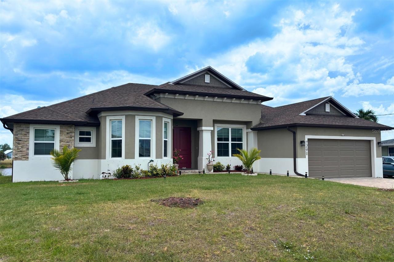 729 Crestview Cir., Port Charlotte, FL 33948