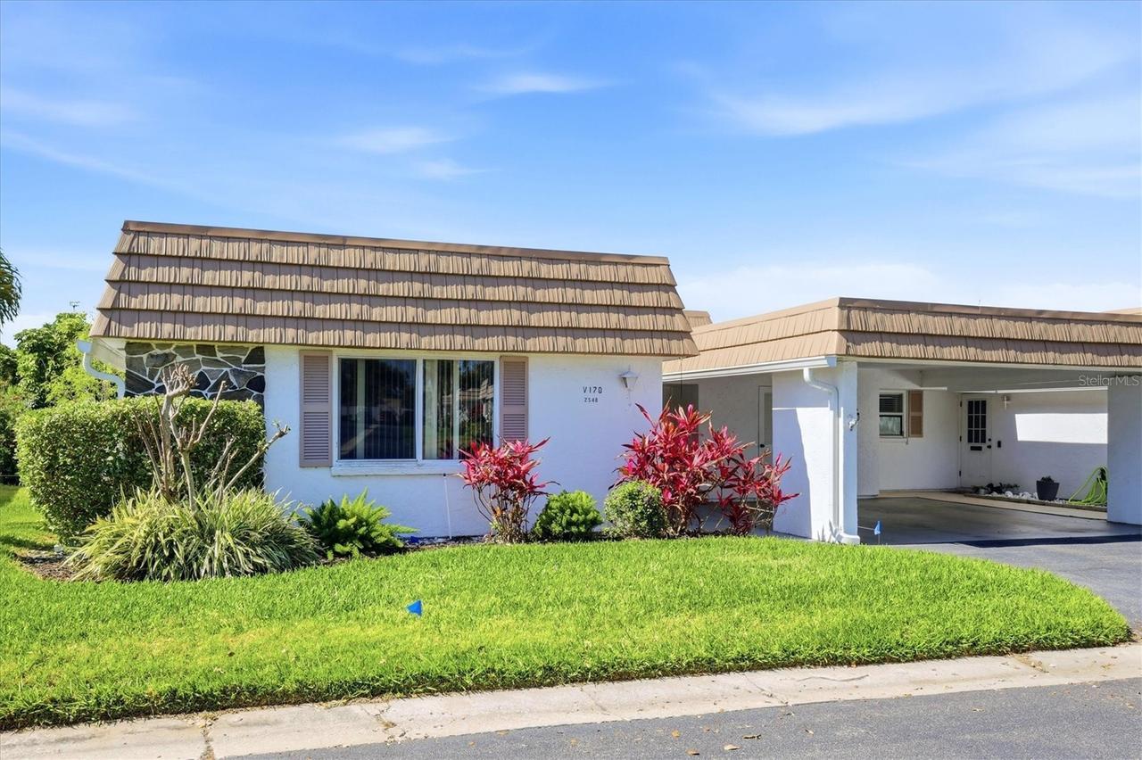 2548 Riverbluff Pkwy. #V170, Sarasota, FL 34231