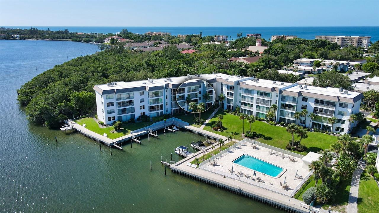 600 Sutton Pl. #B302, Longboat Key, FL 34228