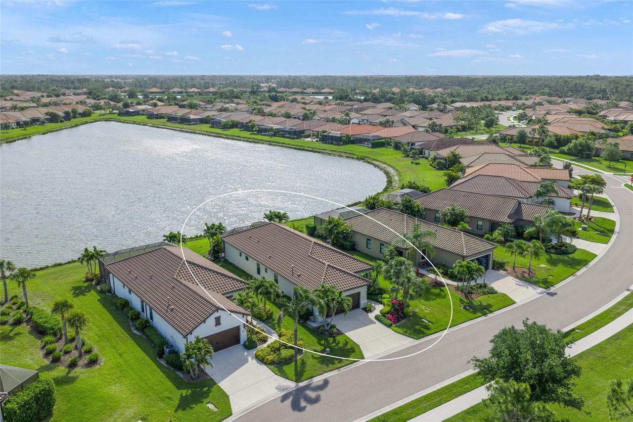 215 Cassano Dr., Nokomis, FL 34275