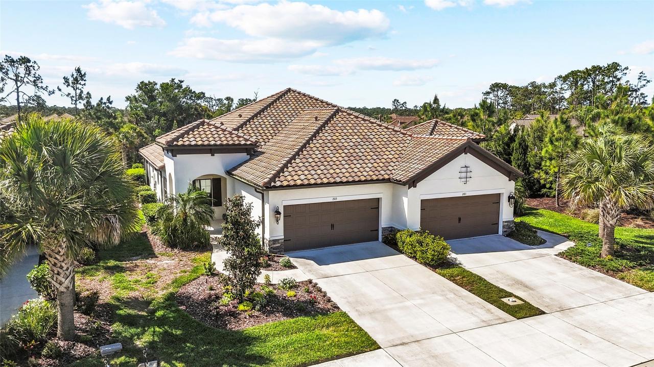 205 Palidoro Cir., Nokomis, FL 34275