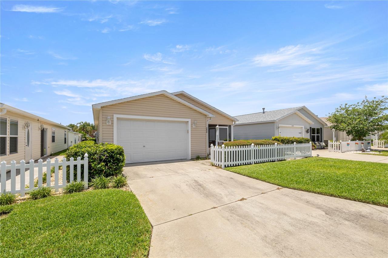 2826 Salamanca St., The Villages, FL 32162