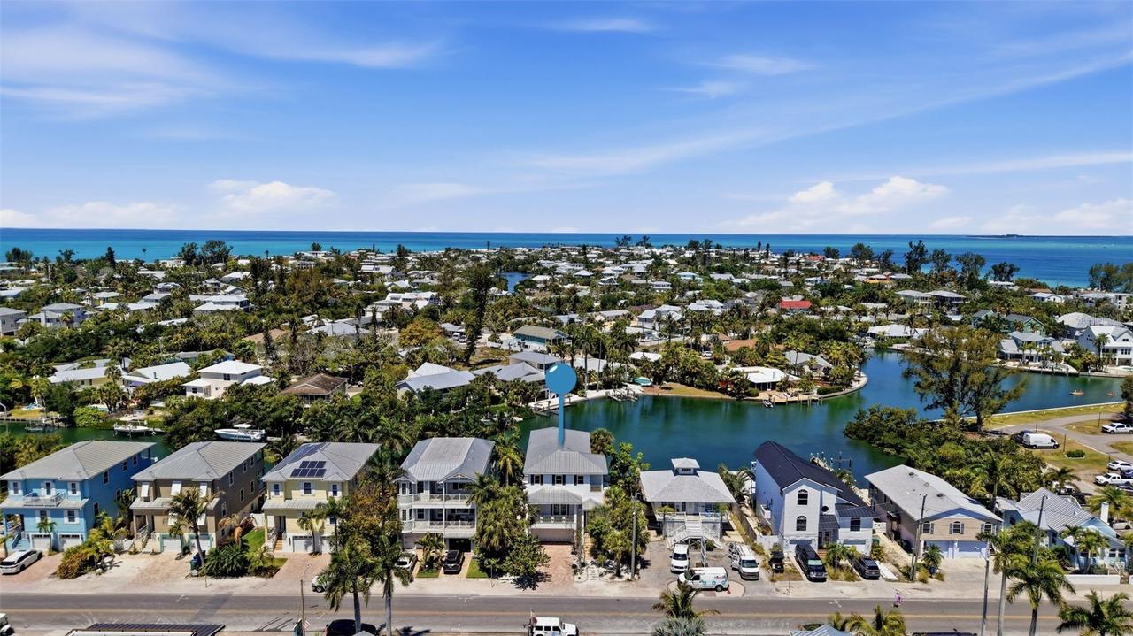 418 Pine Ave., Anna Maria, FL 34216