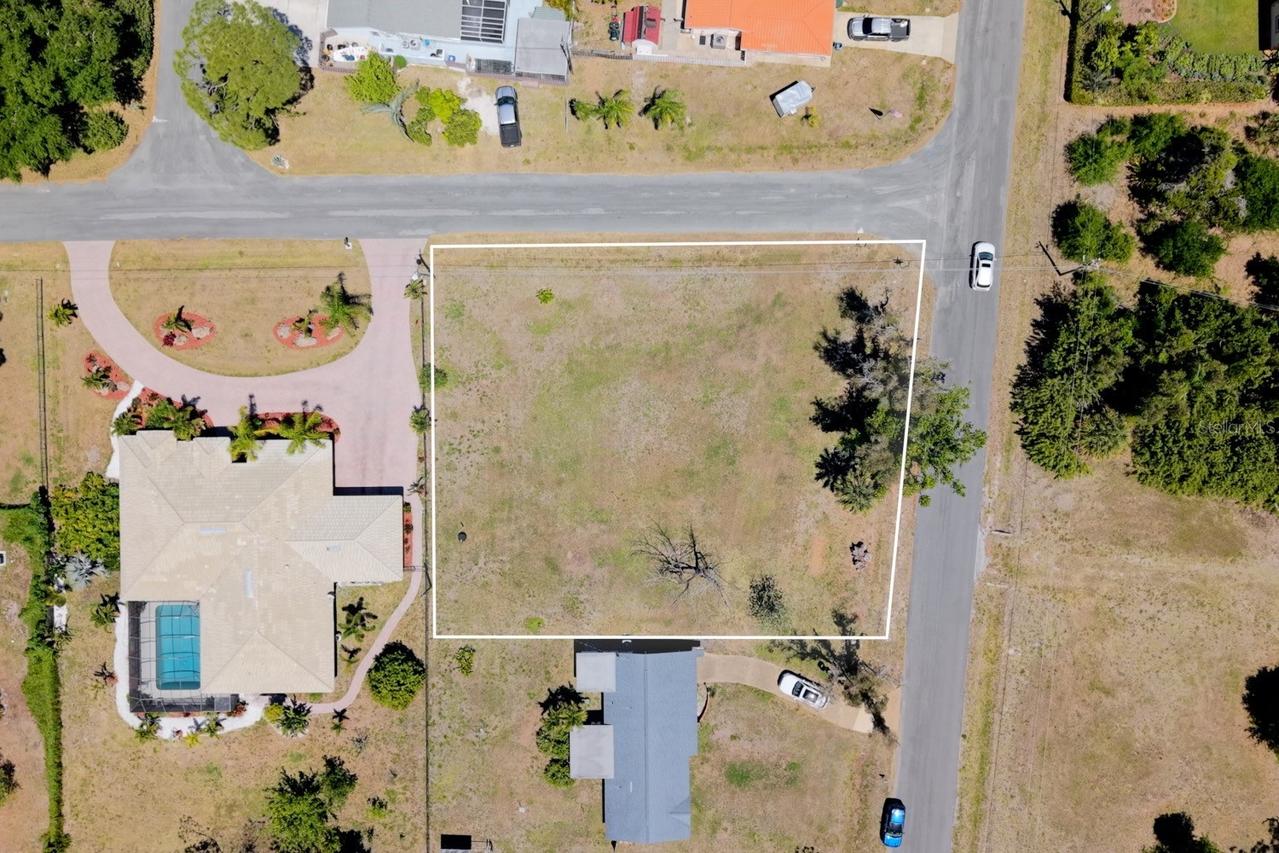628 Sarabay Rd., Osprey, FL 34229