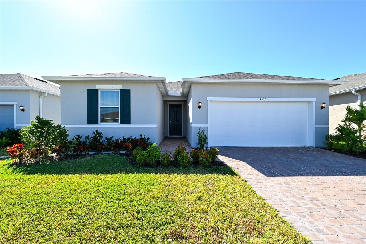 3551 74th Avenue Cir., Sarasota, FL 34243