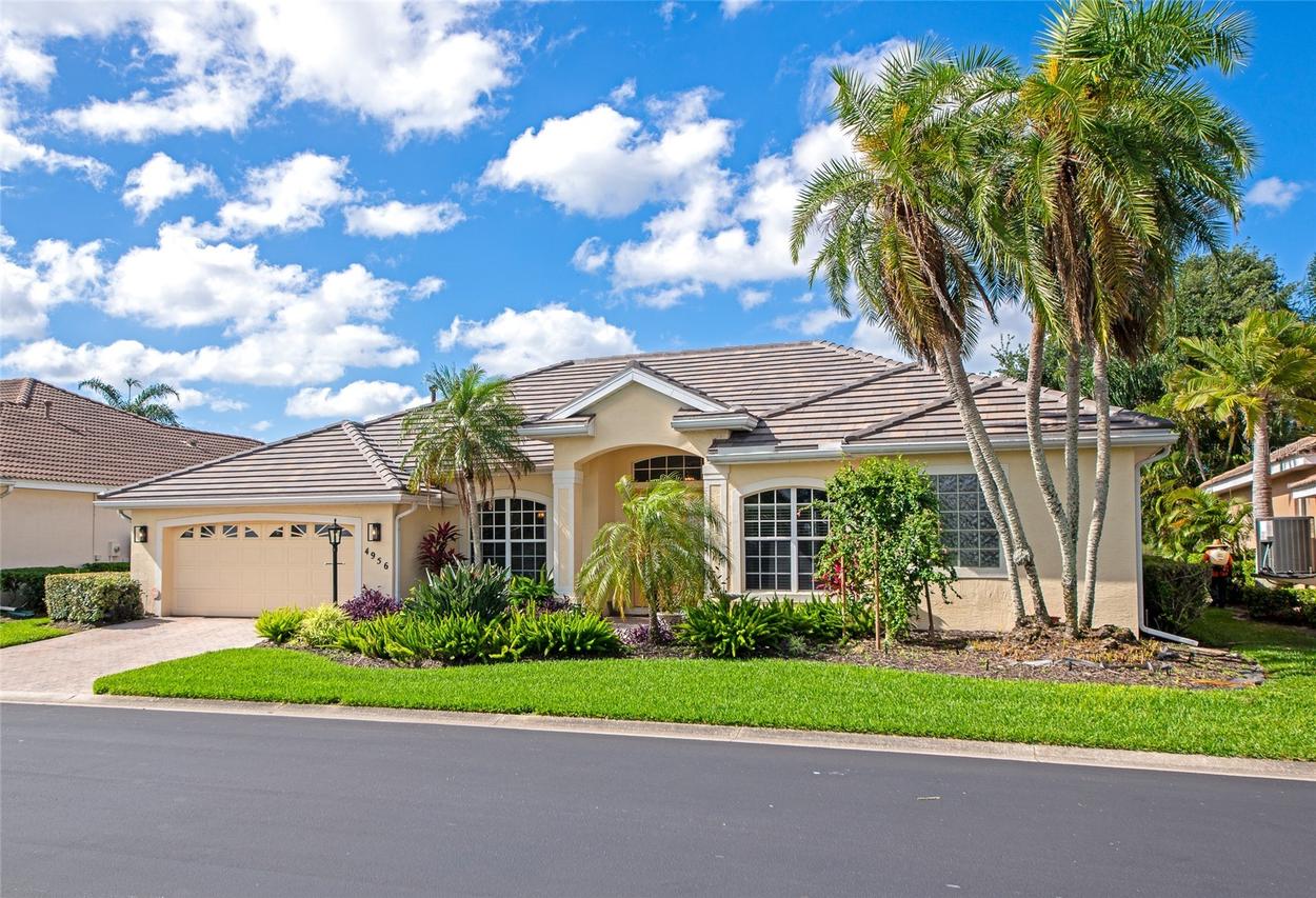 4956 Bridgehampton Blvd., Sarasota, FL 34238
