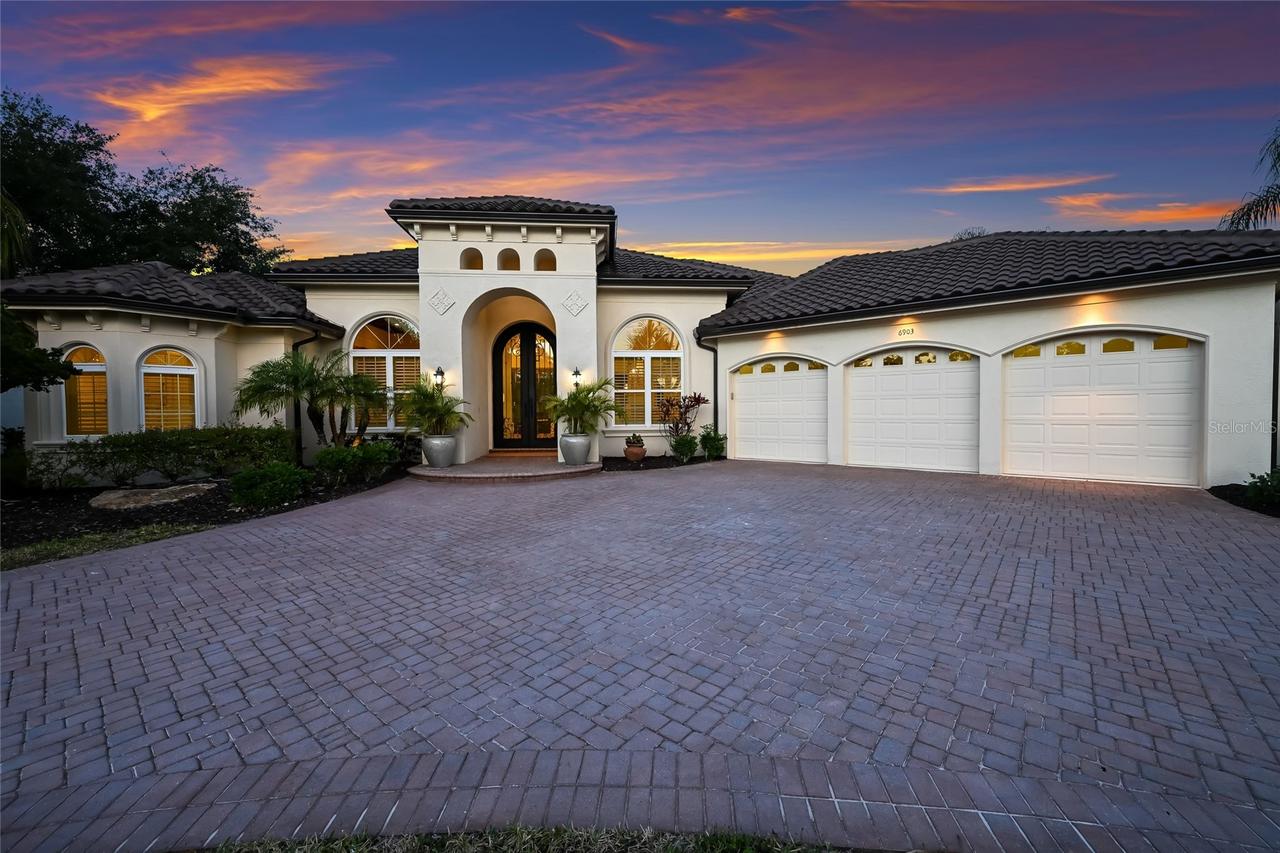 6903 Belmont Ct., Lakewood Ranch, FL 34202