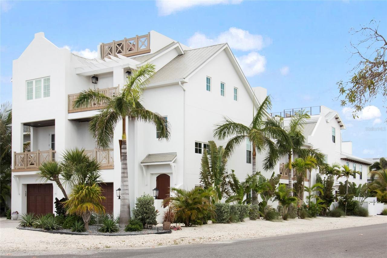 416 Alamanda Rd., Anna Maria, FL 34216