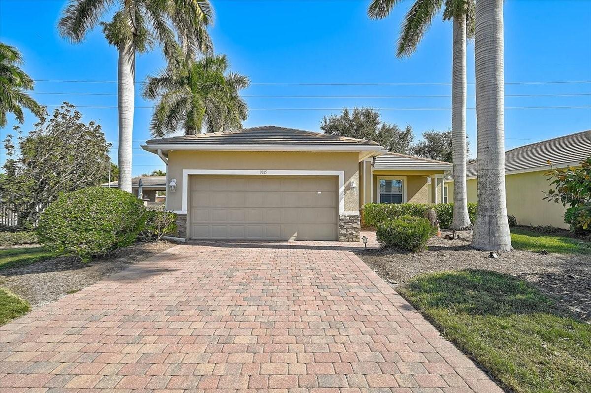 9815 Nostalgia Pl., Englewood, FL 34223