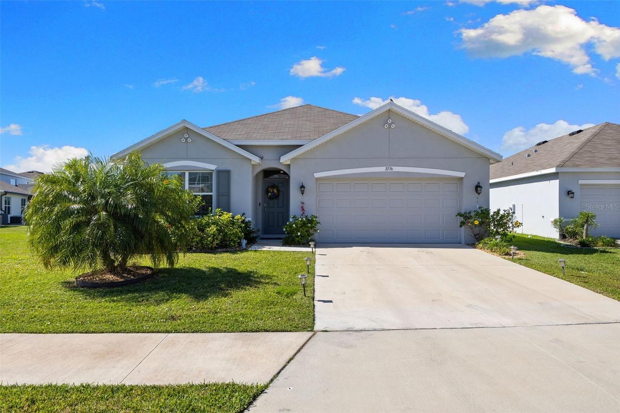2236 Grand Flora Tr., Bradenton, FL 34208