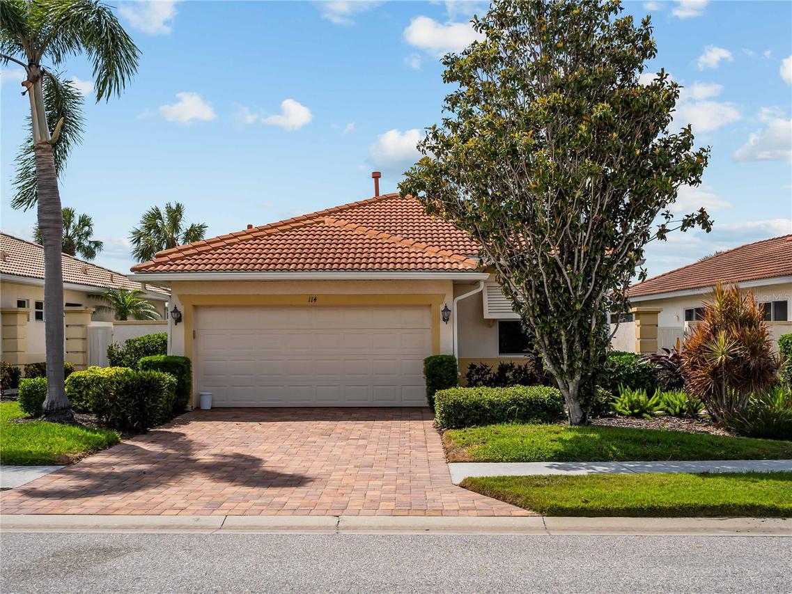 114 Mestre Ct. #32, Nokomis, FL 34275