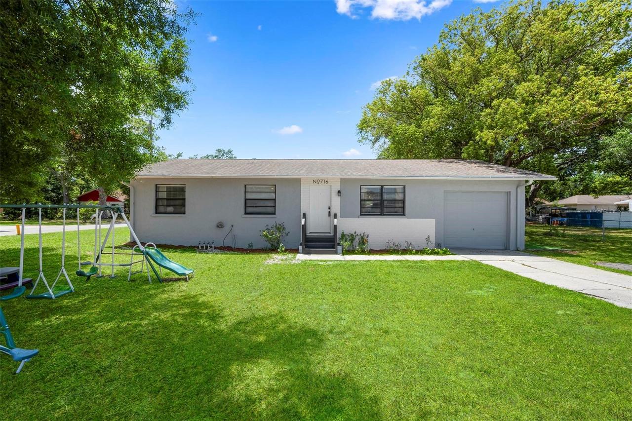 716 22nd St., Bradenton, FL 34208