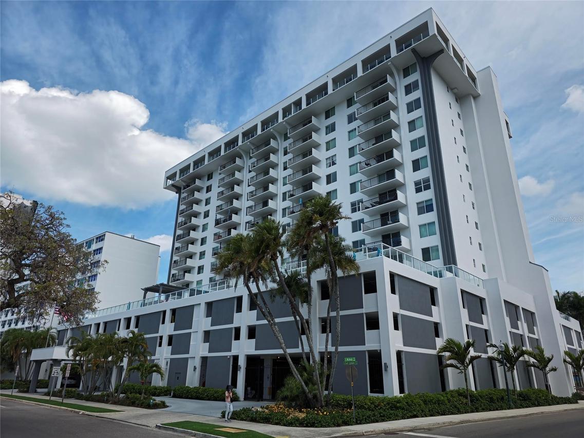 101 S Gulfstream Ave. ## 4A, Sarasota, FL 34236