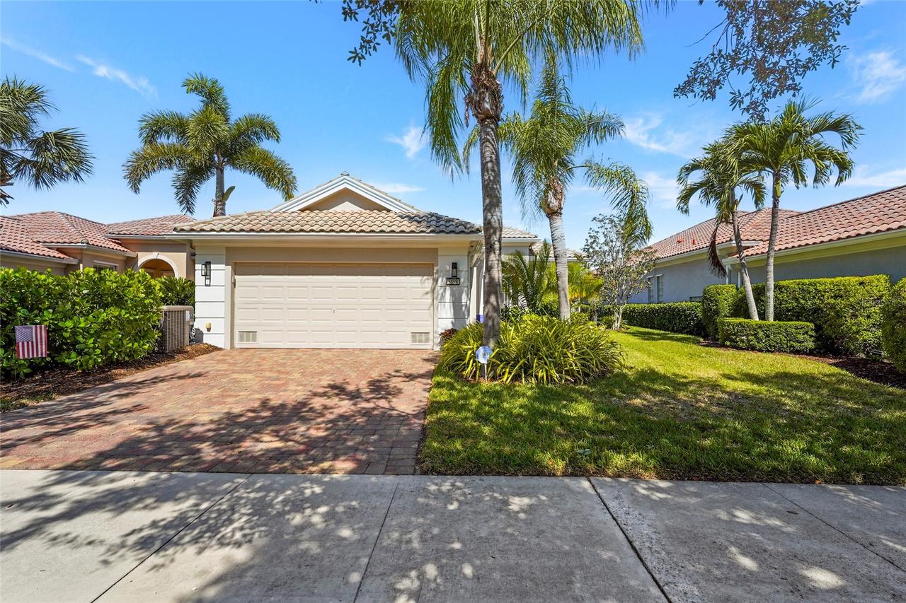 5898 Benevento Dr., Sarasota, FL 34238