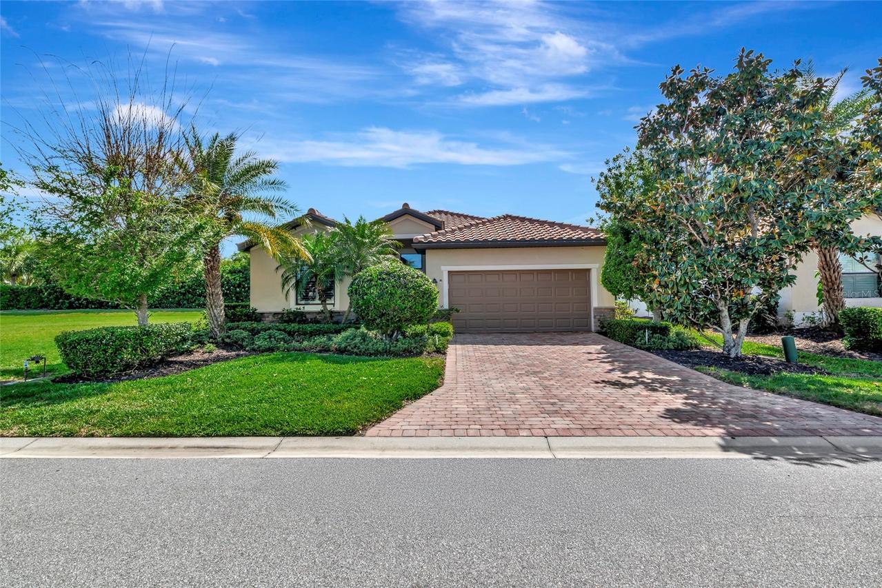 157 Wandering Wetlands Cir., Bradenton, FL 34212