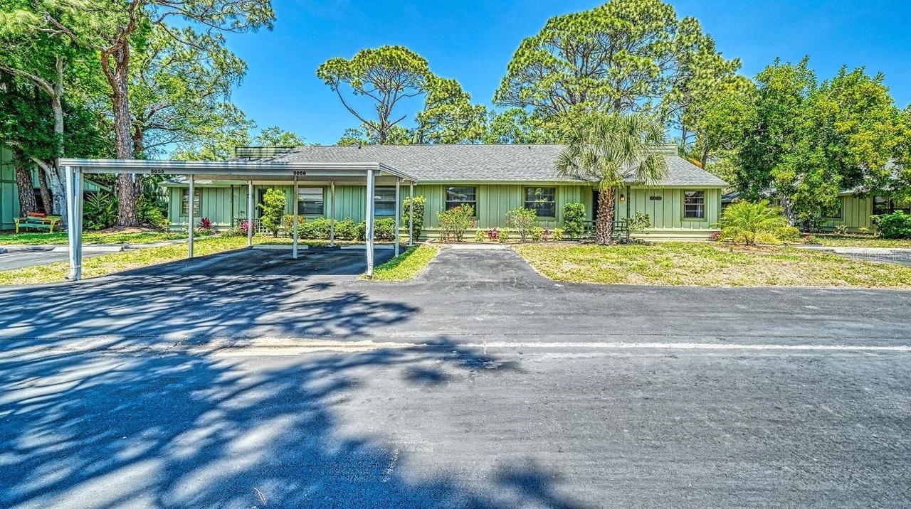 5056 Barrington Cir. #2602, Sarasota, FL 34234