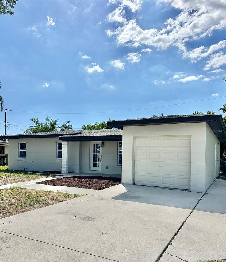 400 Dalton Blvd., Port Charlotte, FL 33952