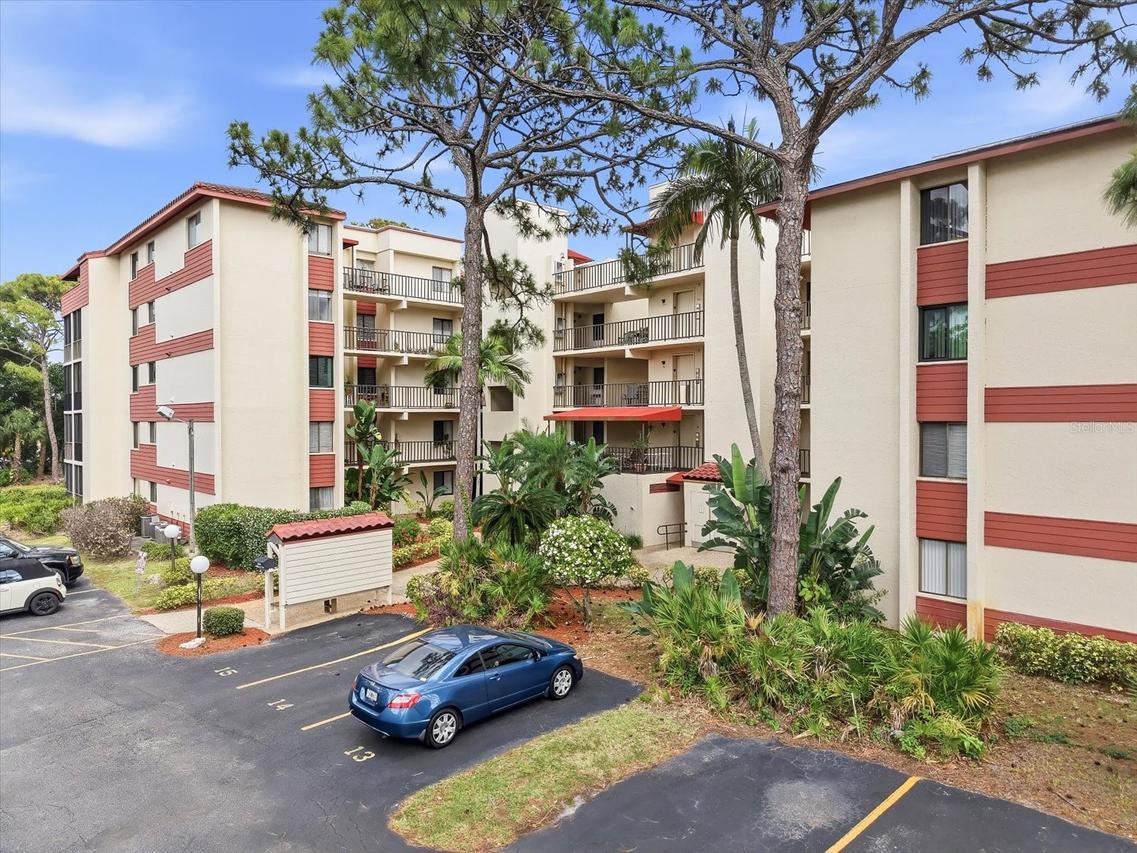 7500 40th Ave. #203, Bradenton, FL 34209