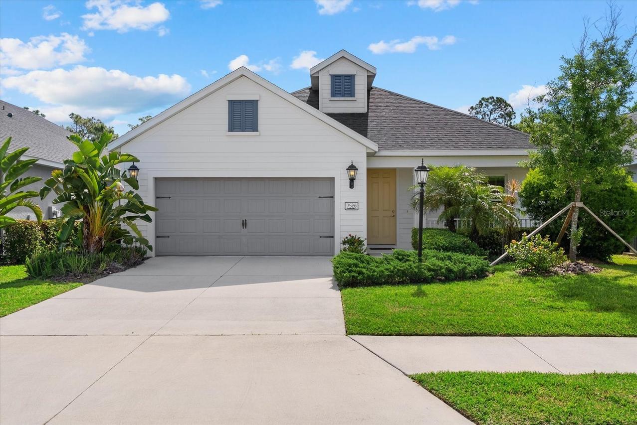 7526 Ridgelake Cir., Bradenton, FL 34203