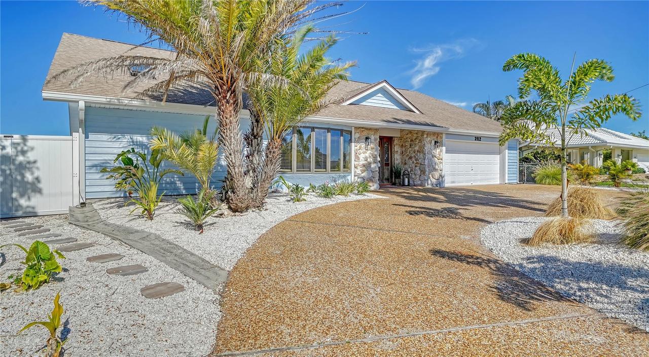 3912 99th St., Bradenton, FL 34210