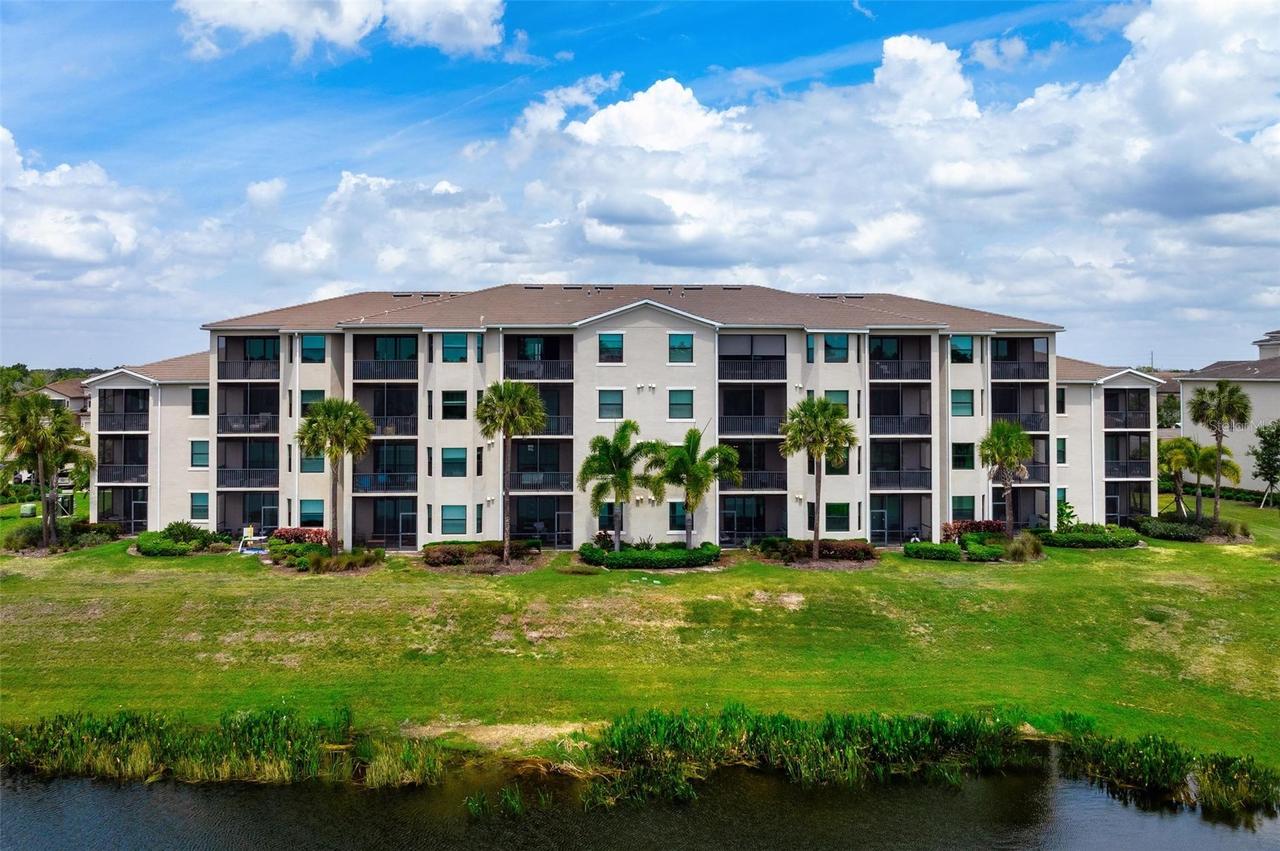 17704 Gawthrop Dr. #205, Bradenton, FL 34211