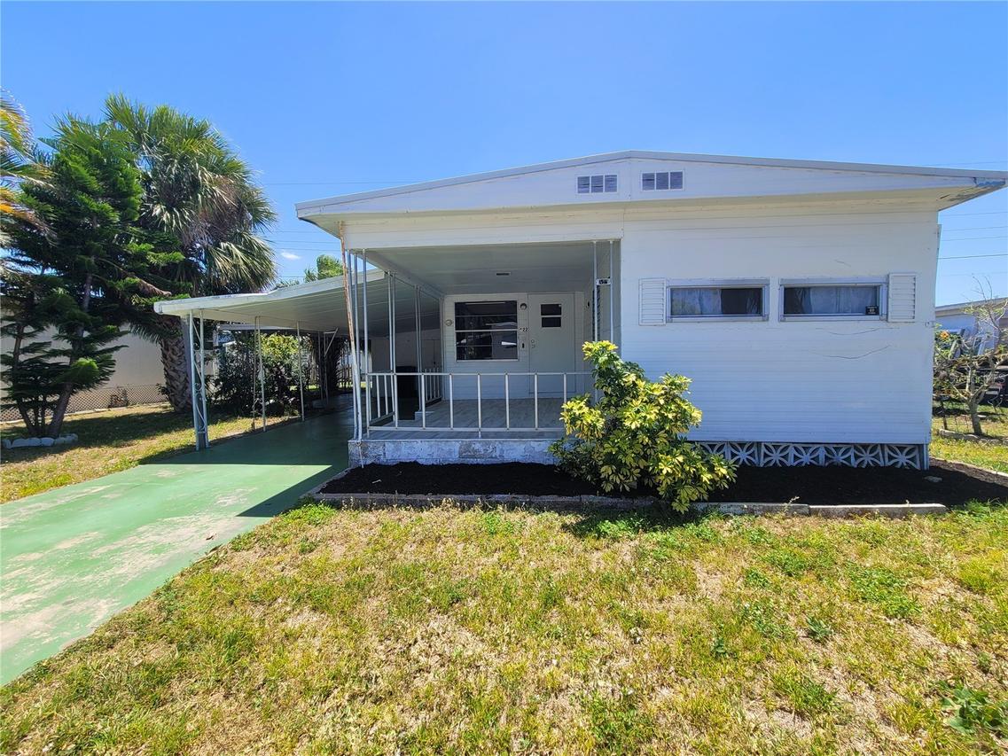 522 49th Ave., Bradenton, FL 34207